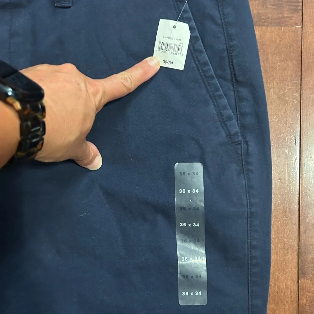 NWT GAP Men’s Navy Blue Skinny Chino Khaki Pants Size 36x34